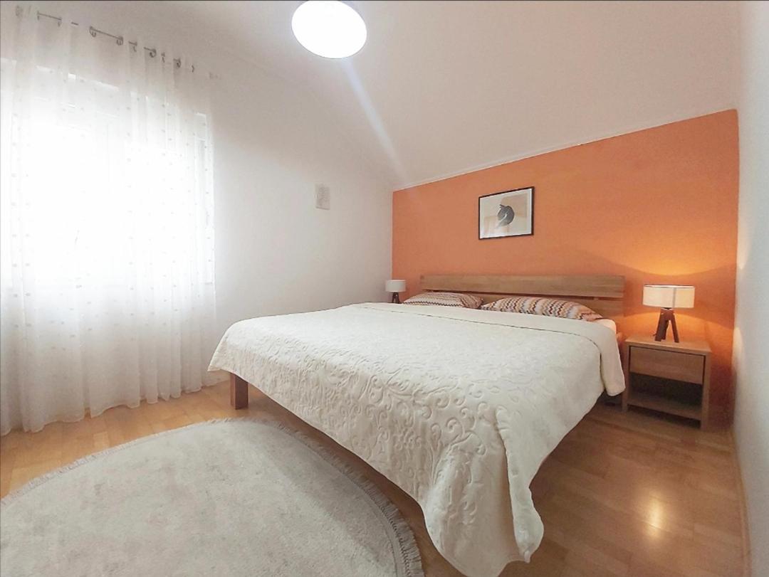 Apartment Zara With Terrace Near Old Town Mostar